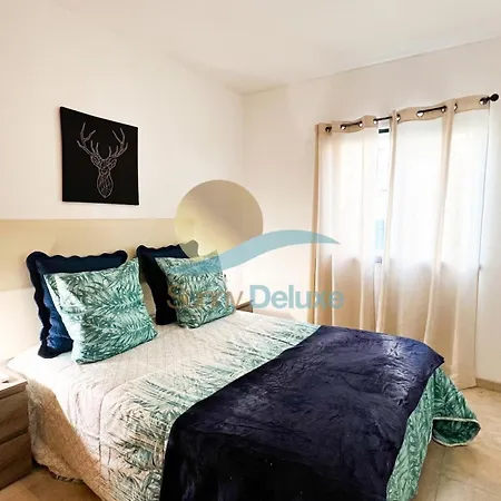 Villa Golfinho By Sunny Deluxe Villa