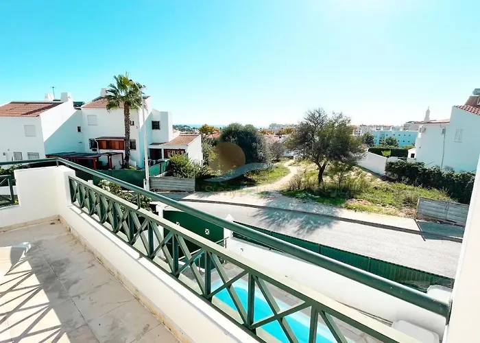 Villa Golfinho By Sunny Deluxe *